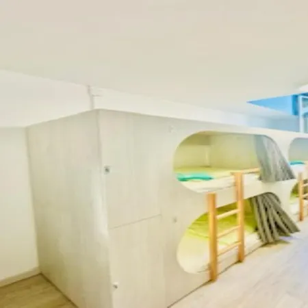 Fantasy Hostel *
