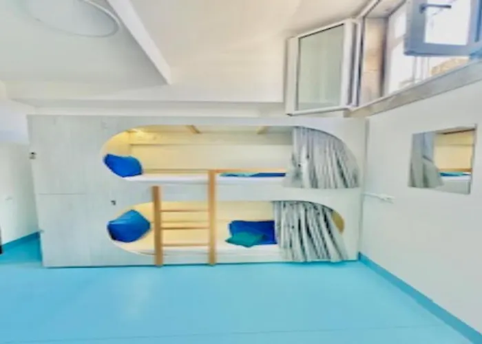 Fantasy Hostal Oporto